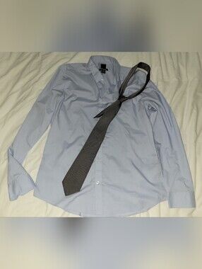Mens button up dress shirt & tie